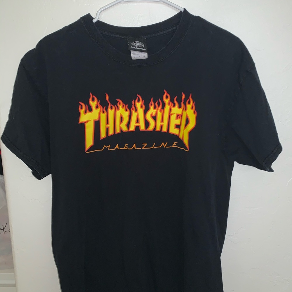 Thrasher Flame Logo Black Boyfriend T-Shirt - Picture 2 of 5